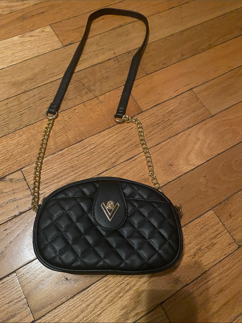 Women’s everyday crossbody bag